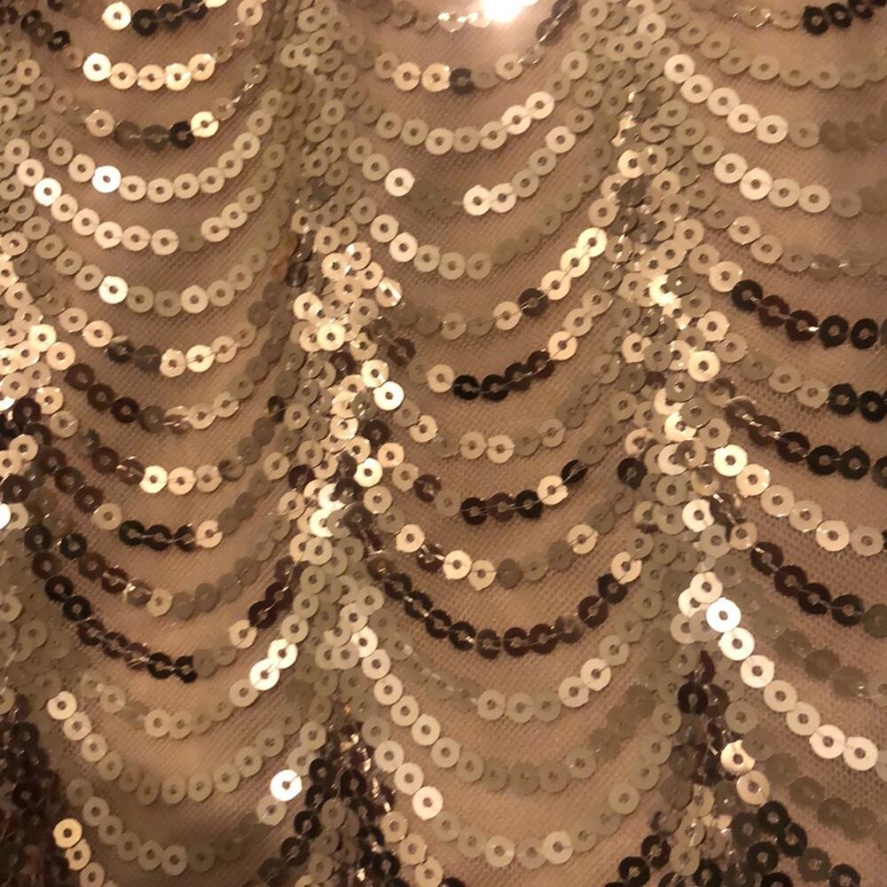 City Triangles Brand Size 5 NWT Rose Gold Sequin Short Party Dress NYE Holiday - Picture 3 of 4